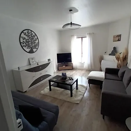 Cosy Apartment *